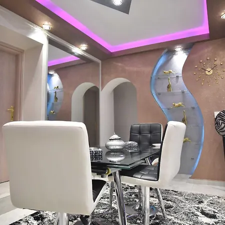 Eleni De Lux - Indoor Jacuzzi In Lydia *