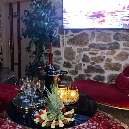 Eleni De Lux - Indoor Jacuzzi In Lydia Villa *