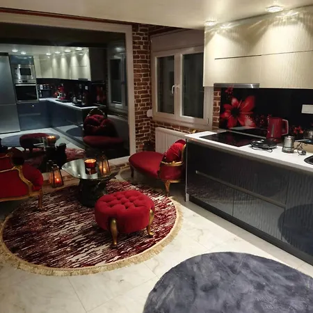 Eleni De Lux - Indoor Jacuzzi In Lydia Villa