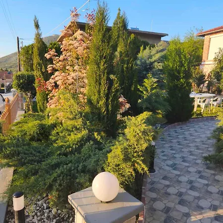 Eleni De Lux - Indoor Jacuzzi In Lydia Villa *