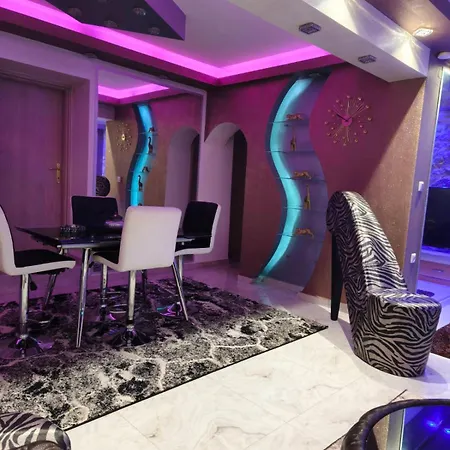 Eleni De Lux - Indoor Jacuzzi In Lydia