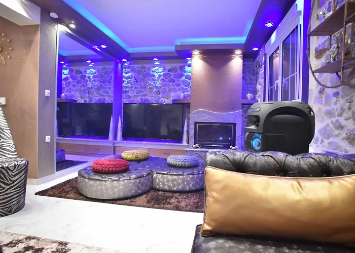 ヴィラ Eleni De Lux