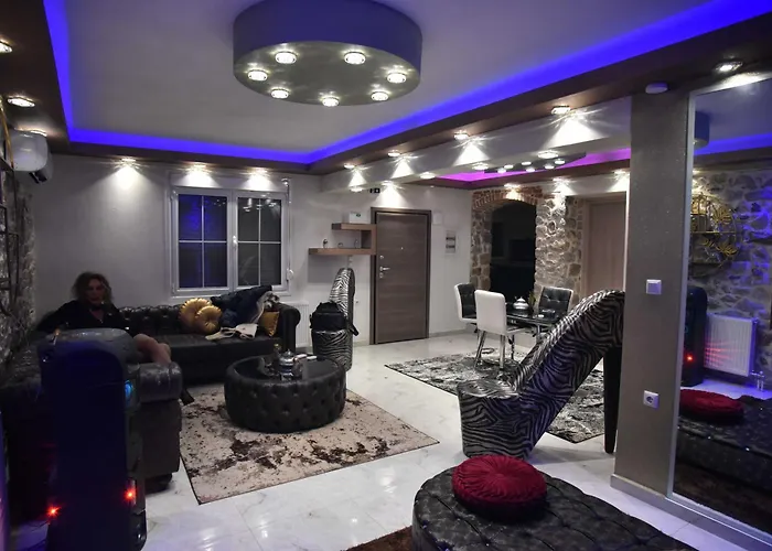 ヴィラ Eleni De Lux *