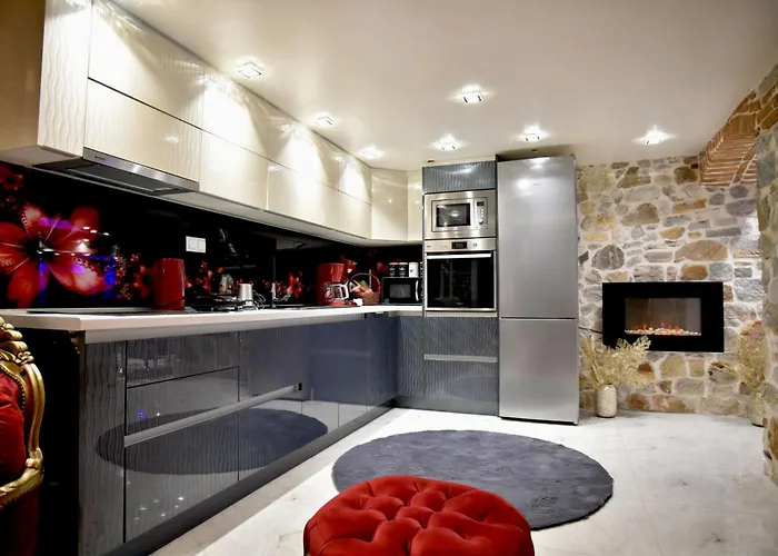 Eleni De Lux Villa *