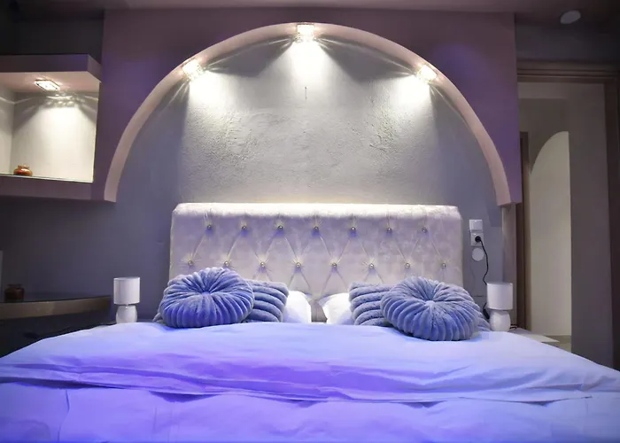 Eleni De Lux * Lidia